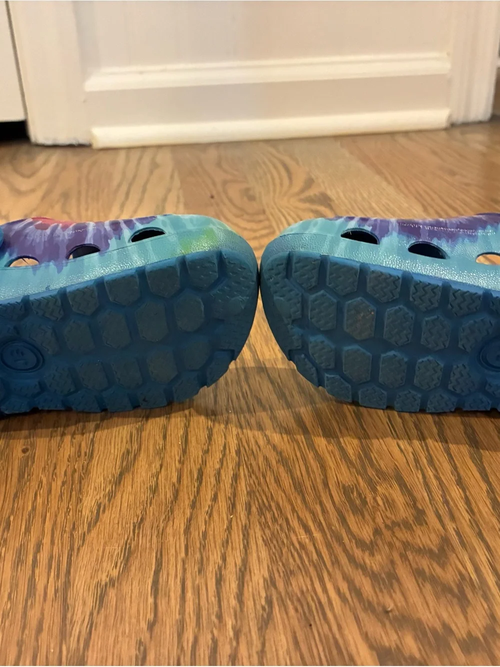 Kids Tie-Dye light up Comfort Clogs with Blue Strap